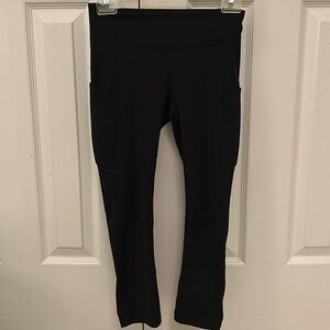 Lululemon High Rise Black Capris Size 4 With Pockets